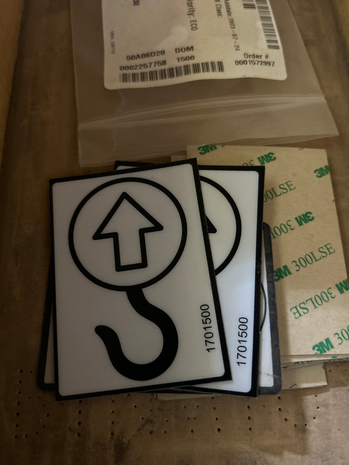 JLG Machine Lift Here Decal 1701500